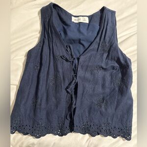 Easy Linen-Blend Tie-Front Vest from Hollister - Navy Blue size S